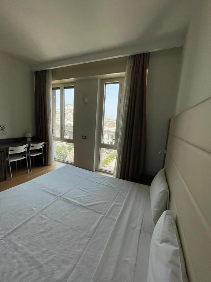 Ih Hotels Milano Centrale Guest House Exterior foto